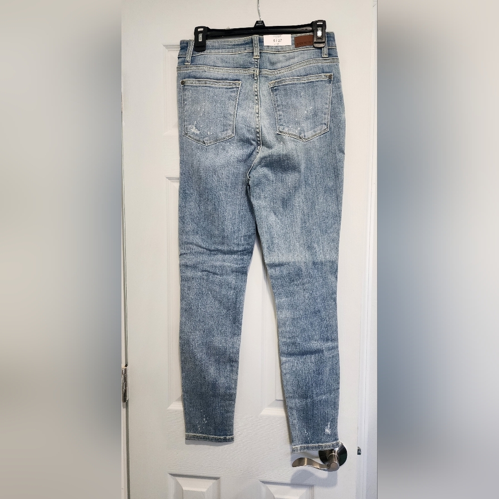 Distressed Blue Jeans - Picture 3 of 4